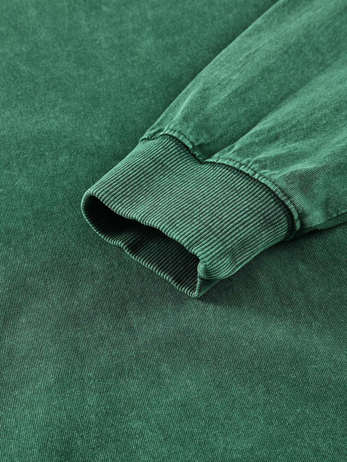 Simple Long Sleeved Sweatshirt - Hoodies & Sweatshirts - Uniqistic.com