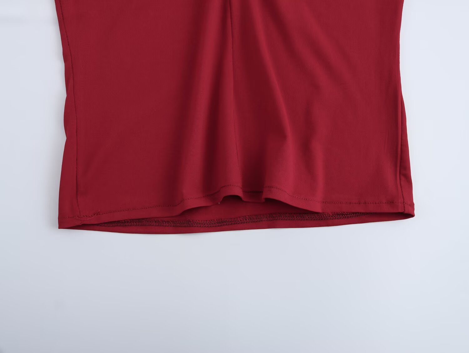 Sexy Long Sleeved Top Red Slimming Sexy off Shoulder Metal Buckle Decorative T shirt for Women 10 Sexy Long Sleeved Top Red Slimming Sexy off Shoulder Metal Buckle Decorative T shirt for Women