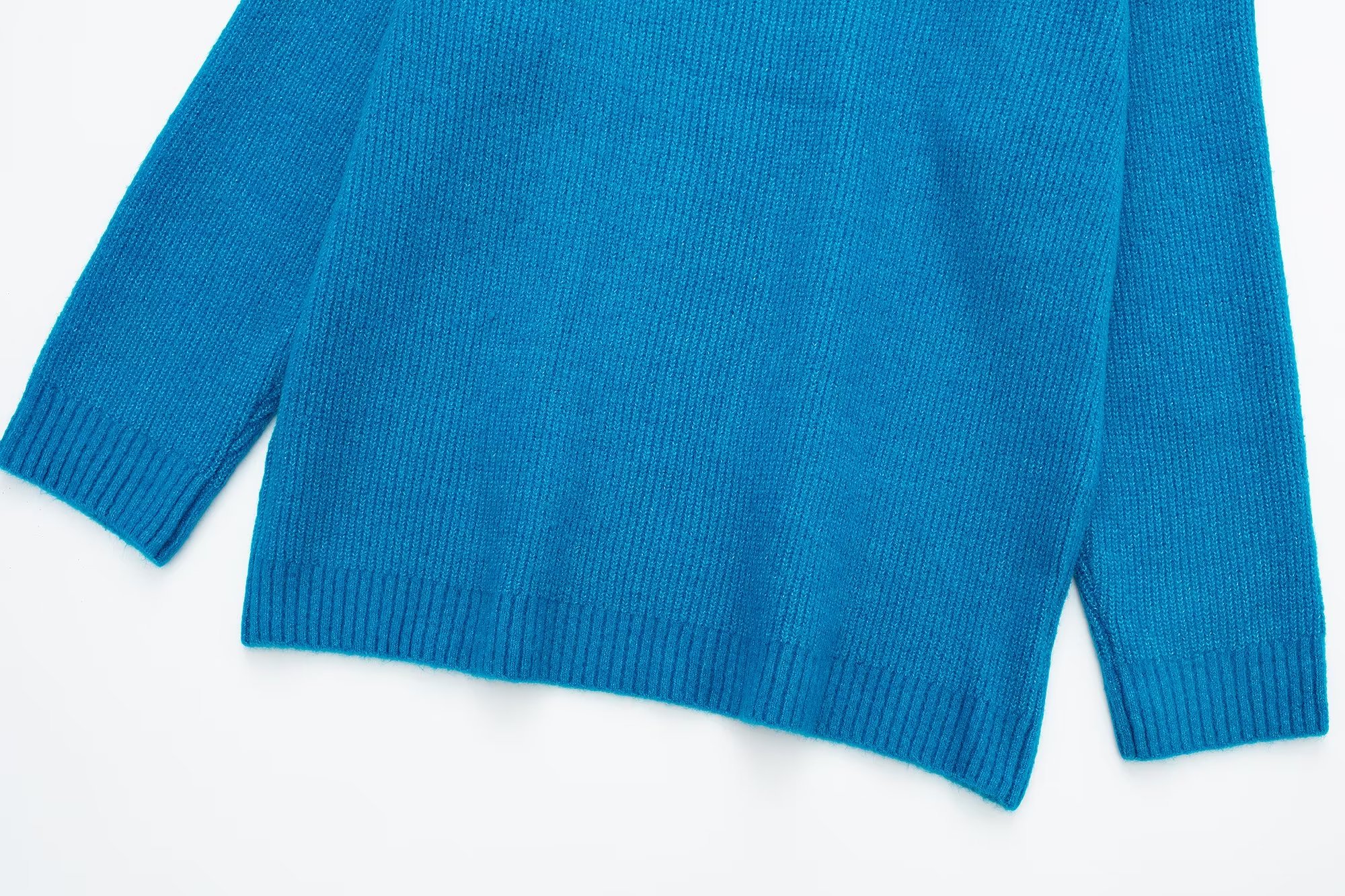 Turtleneck Pullover Sweater - Sweaters - Uniqistic.com