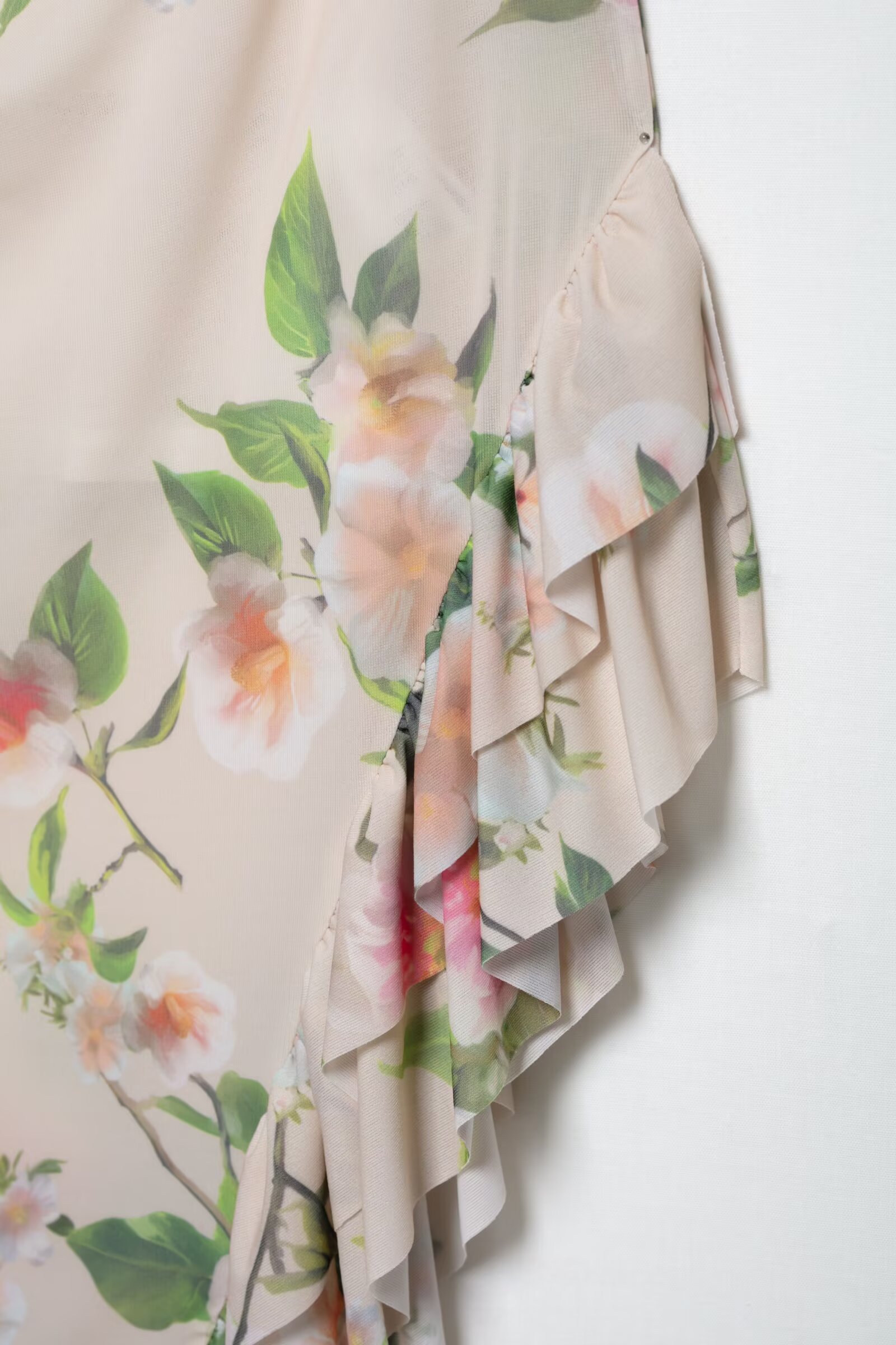 Sexy Big Backless Laminated Decoration Printing Dress Summer Asymmetric